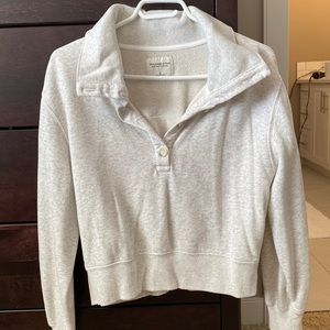 Abercrombie Cropped Sweater - Size Small